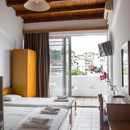 Hotel Clio Neos Marmaras